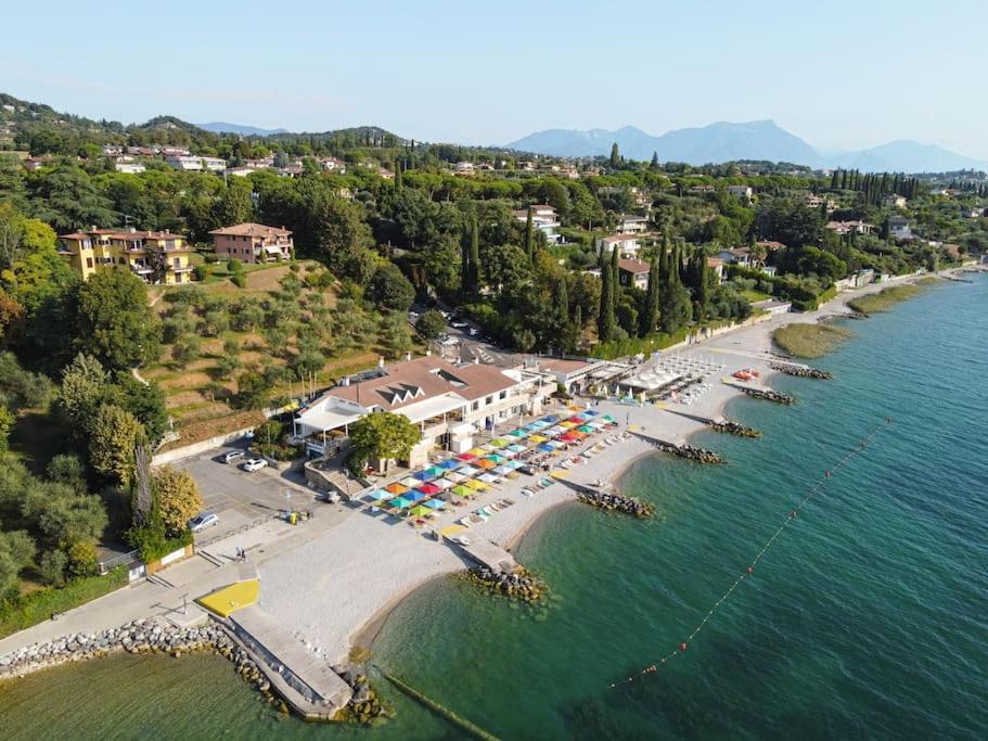 -Piscina E Parcheggio- Casa A Pochi Passi Dal Lago Паденге сул Гарда Екстериор снимка